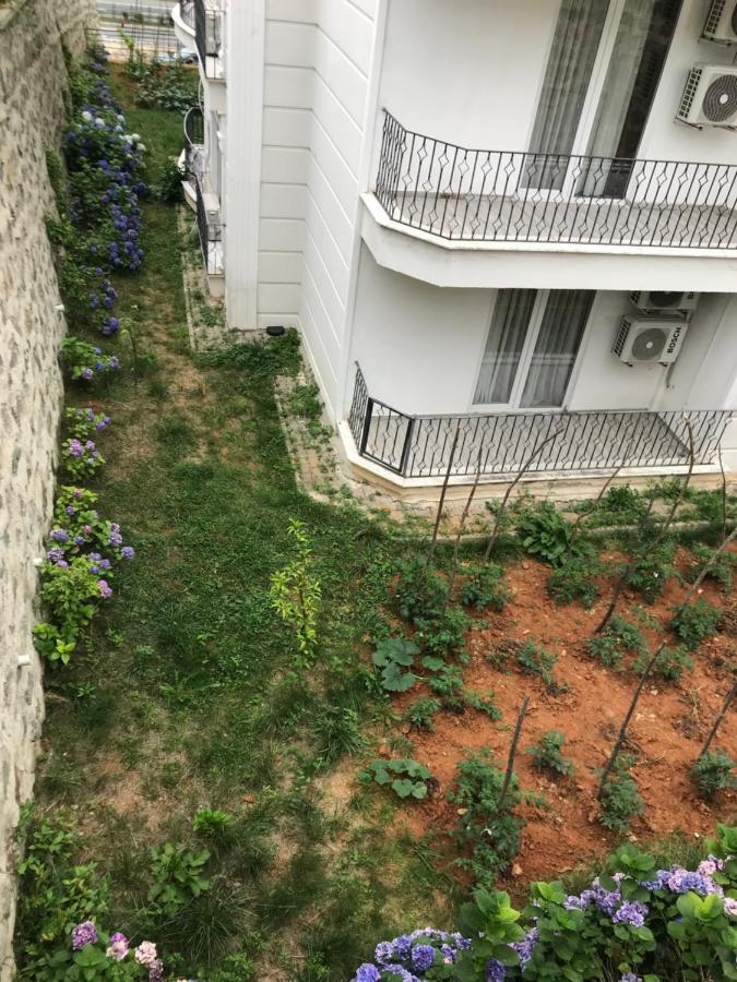 Black Rose Aparthotel Kaşüstü Eksteriør bilde